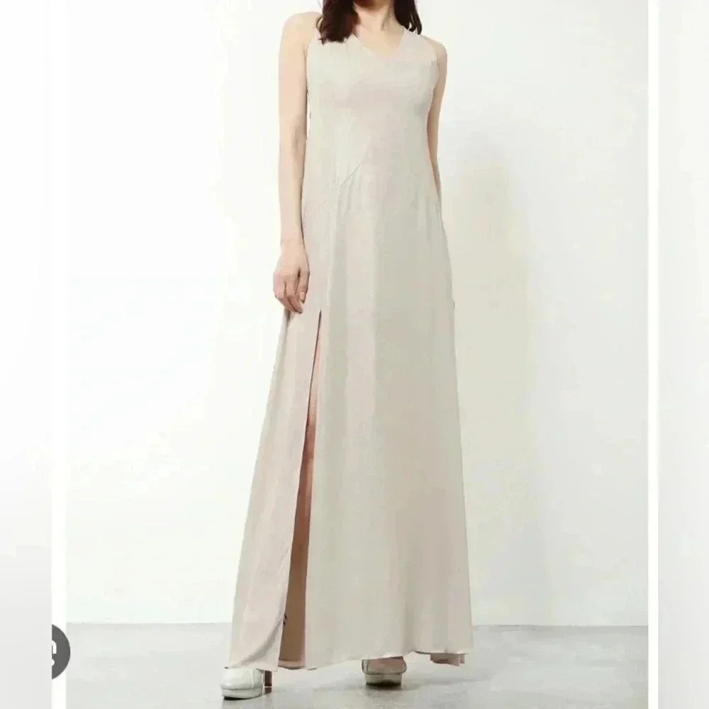 New with tags Marciano judi lame plunging gown